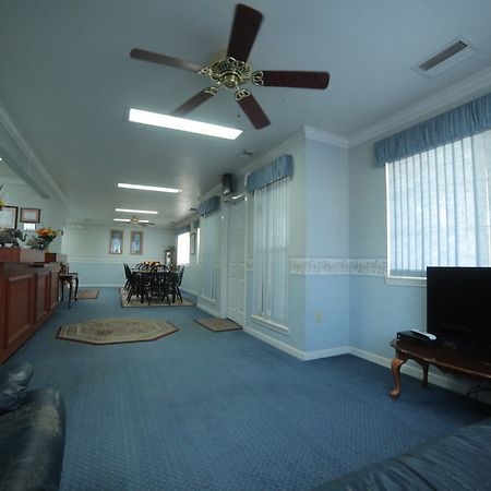 Madison Inn Lodge Fredericktown 외부 사진