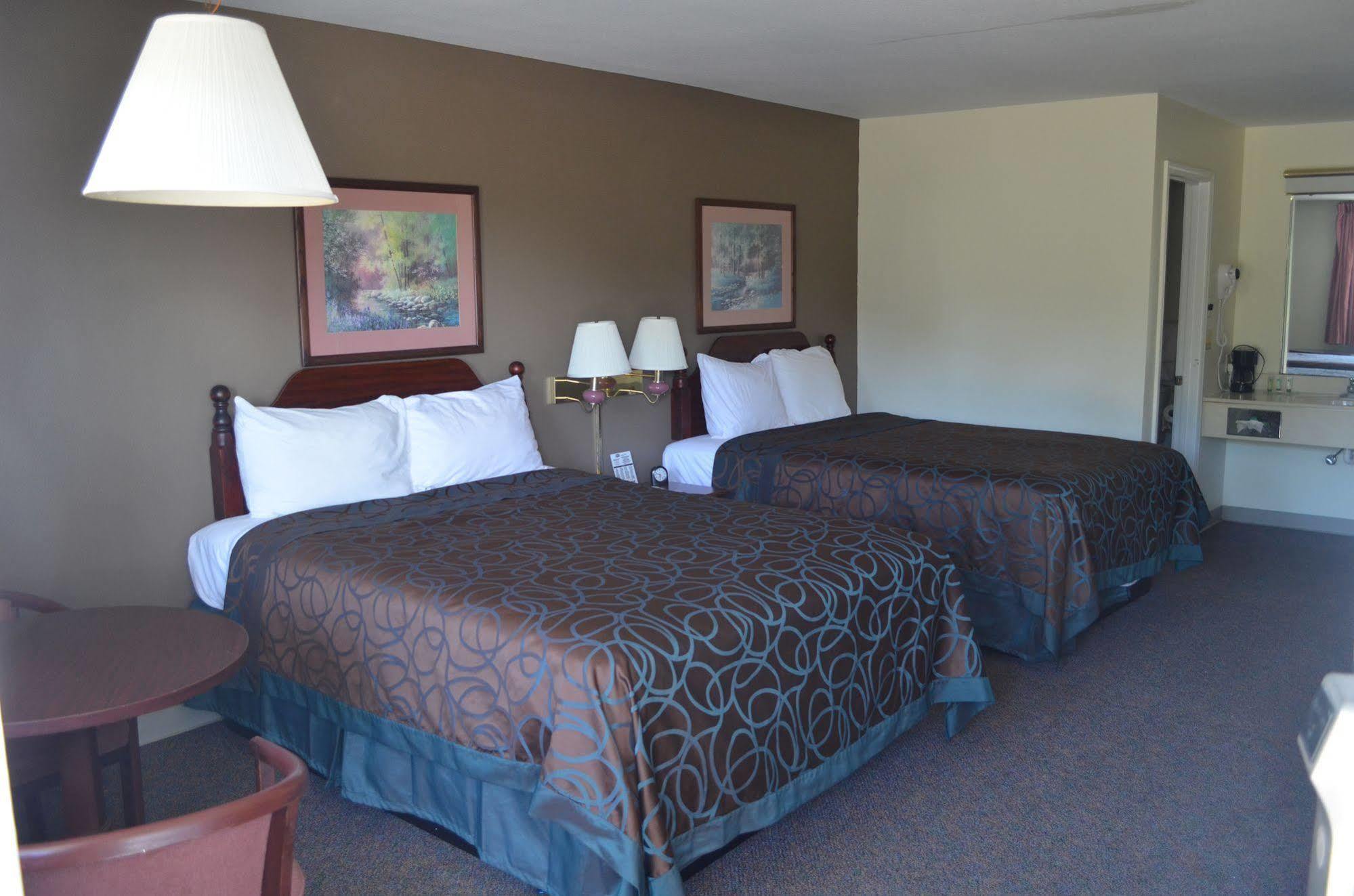 Madison Inn Lodge Fredericktown 외부 사진